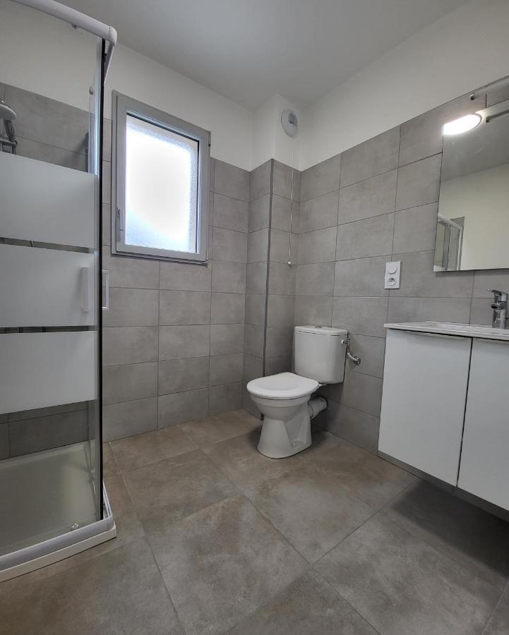 Type 1 Neuf En Hyper Centre Avec Parking Corte (Corsica)